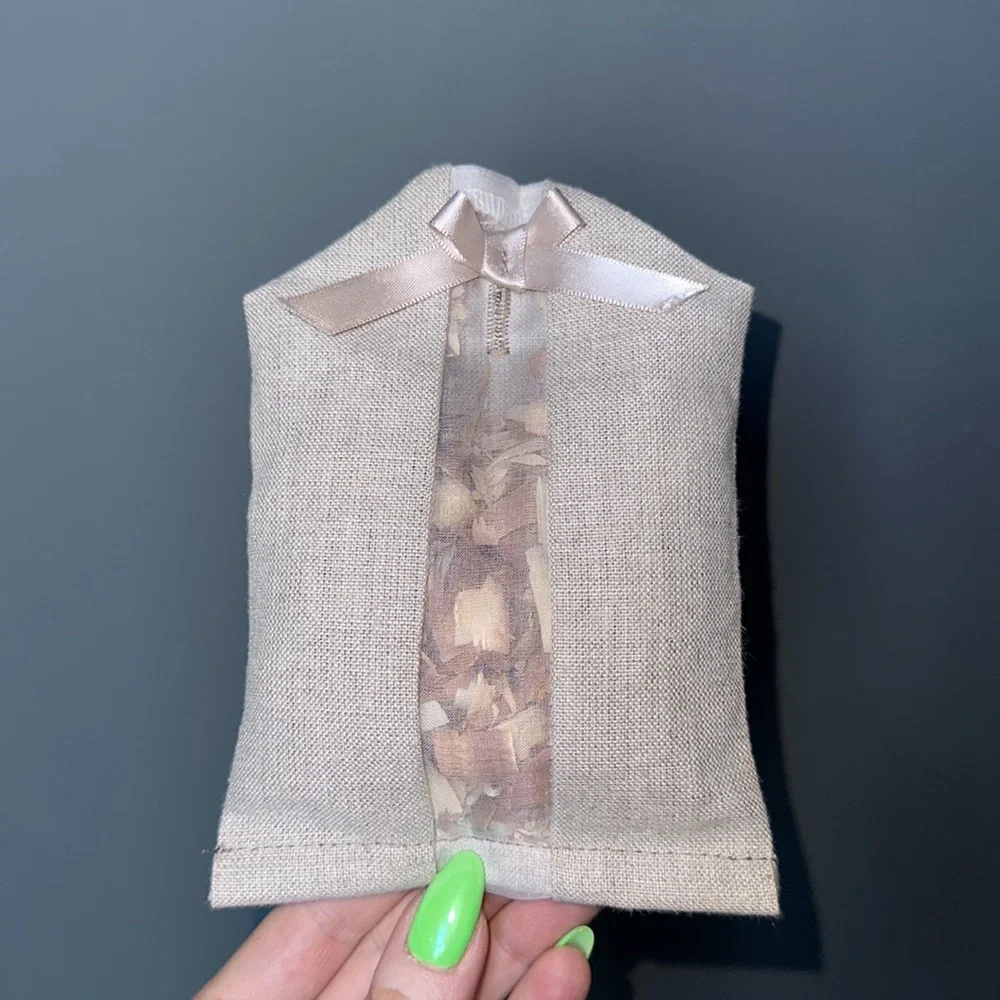ElizabethW Lavender Cedar Rose Ivory Natural White Red Linen Hanger Scent Sachet